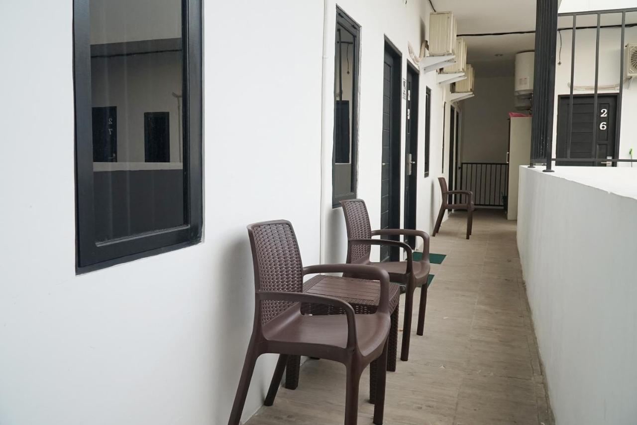 Reddoorz At Sani Guest House Balikpapan Eksteriør billede