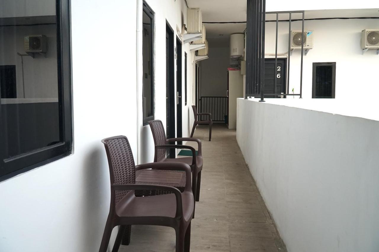 Reddoorz At Sani Guest House Balikpapan Eksteriør billede