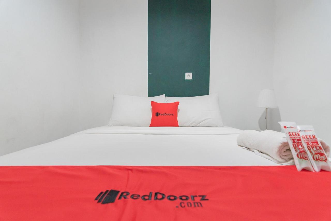 Reddoorz At Sani Guest House Balikpapan Eksteriør billede