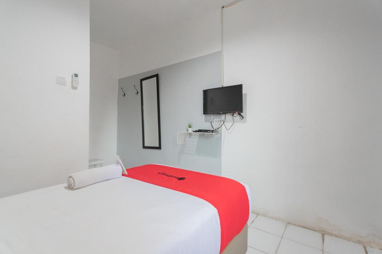 Reddoorz At Sani Guest House Balikpapan Eksteriør billede