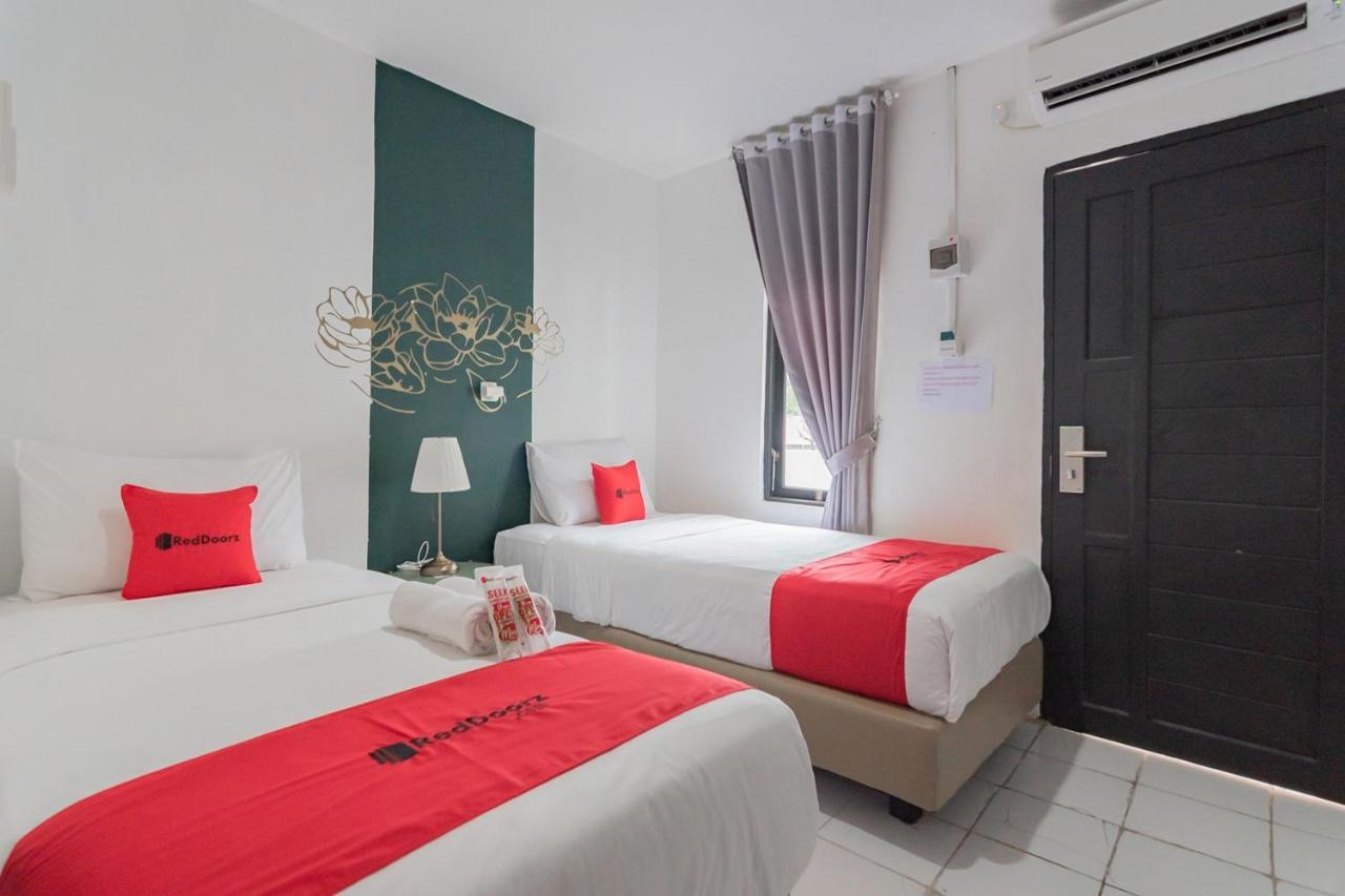 Reddoorz At Sani Guest House Balikpapan Eksteriør billede